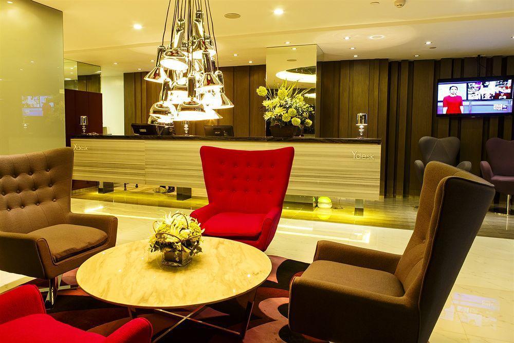 טקלובן Hotel Xyz מראה חיצוני תמונה