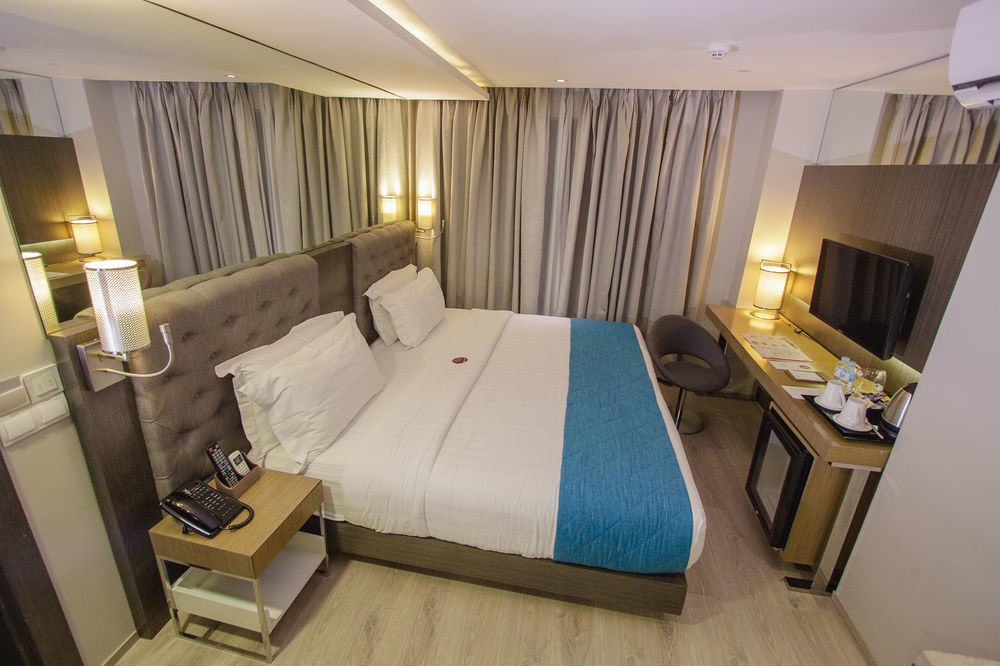 טקלובן Hotel Xyz מראה חיצוני תמונה