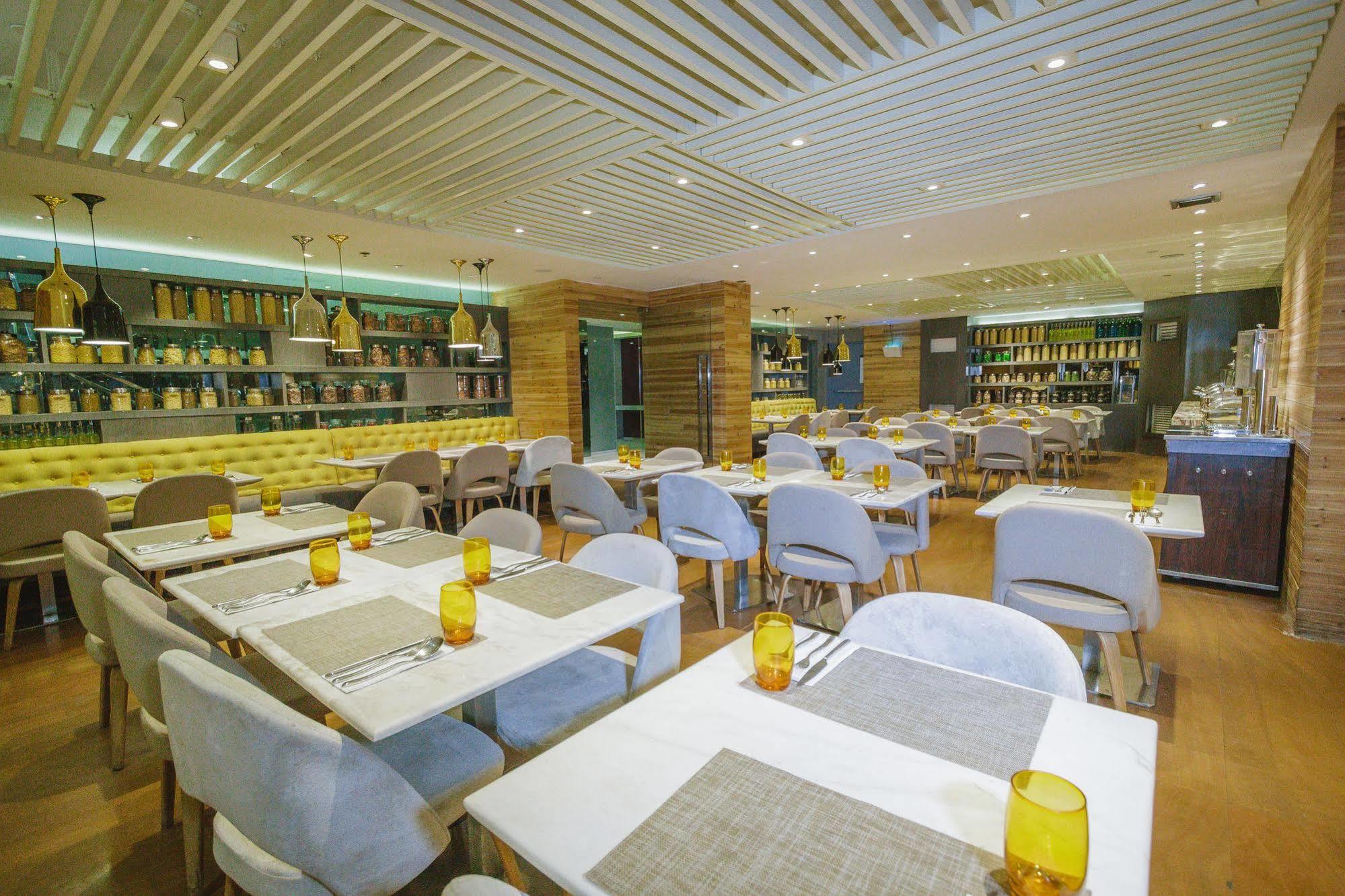 טקלובן Hotel Xyz מראה חיצוני תמונה