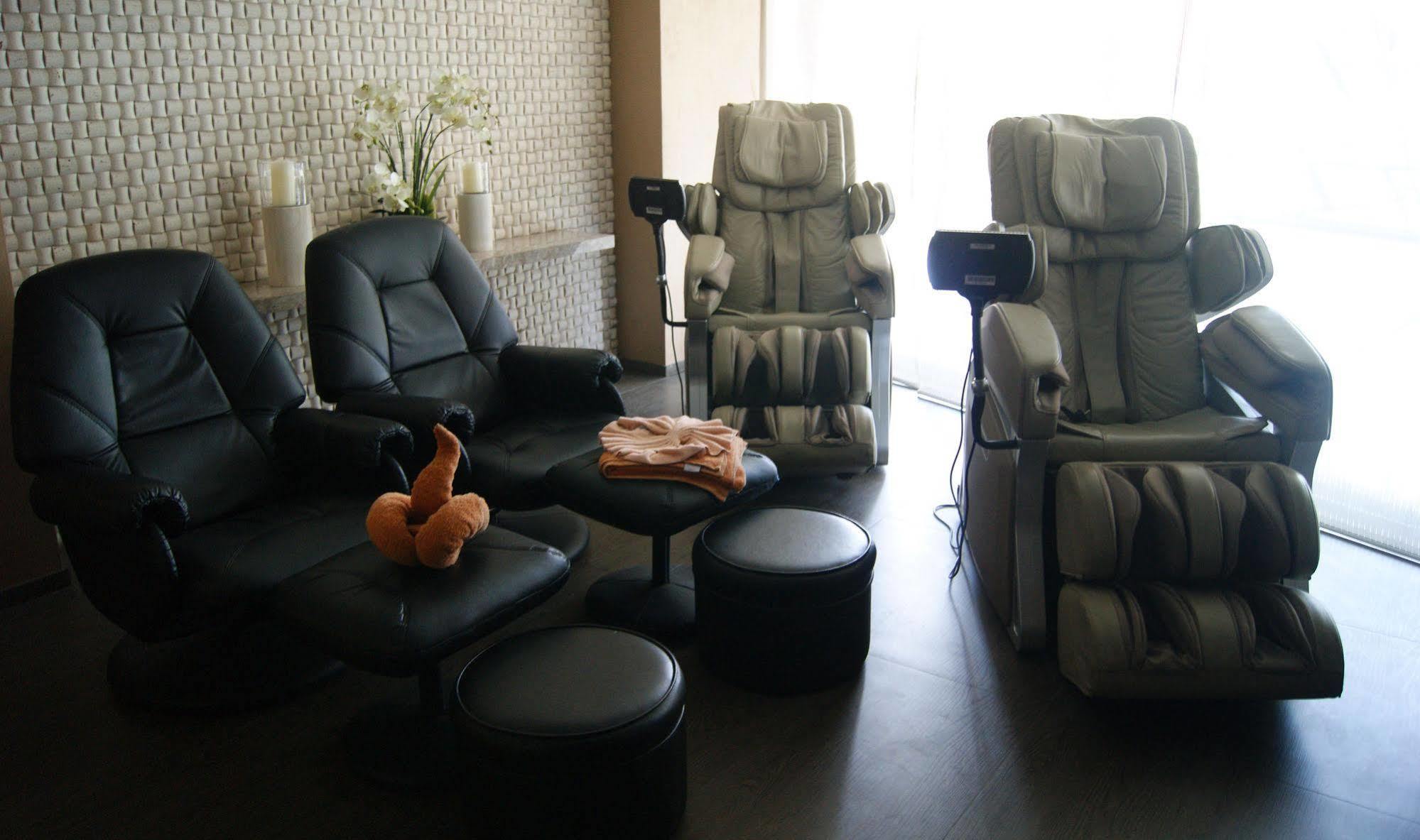 טקלובן Hotel Xyz מראה חיצוני תמונה